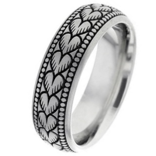 Continuous Heart Patterned Titanium Ring